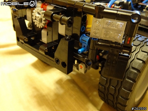 [開箱] LEGO Technic 8110 M-BENZ Unimog U400