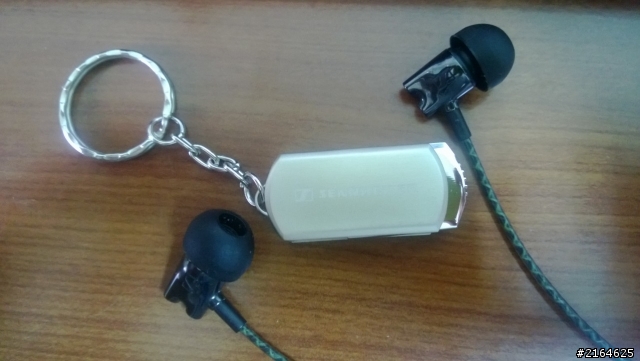 [開箱] SENNHEISER 隨身碟 + 深海熊