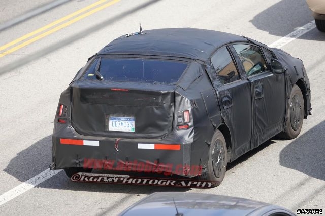 2015 PRIUS