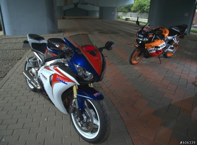 HONDA RR家族外拍