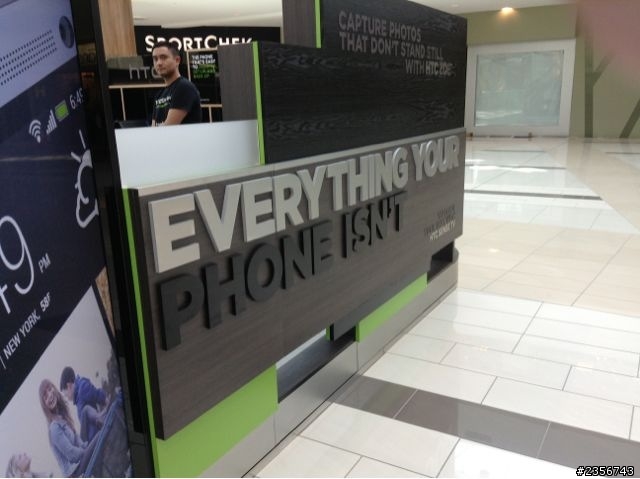 加拿大 Htc One showcase