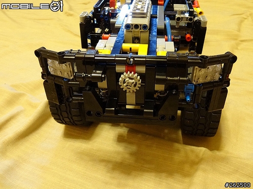 [開箱] LEGO Technic 8110 M-BENZ Unimog U400