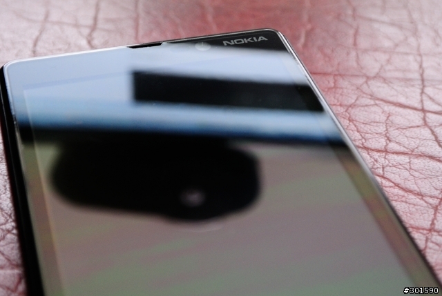 Nokia Lumia 820 隨便開箱