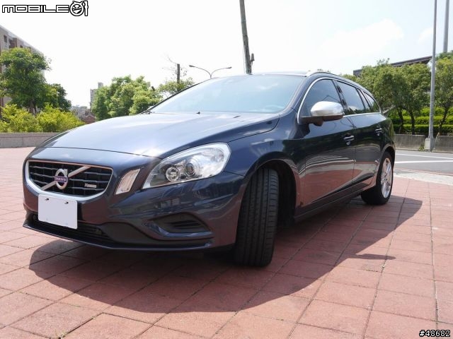 V60 D4 + R-Design 開箱