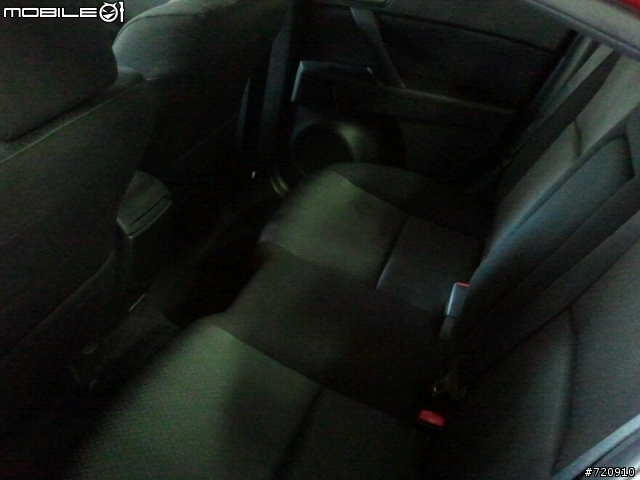2013年式NEW MAZDA 3 四門 風馳紅 開箱