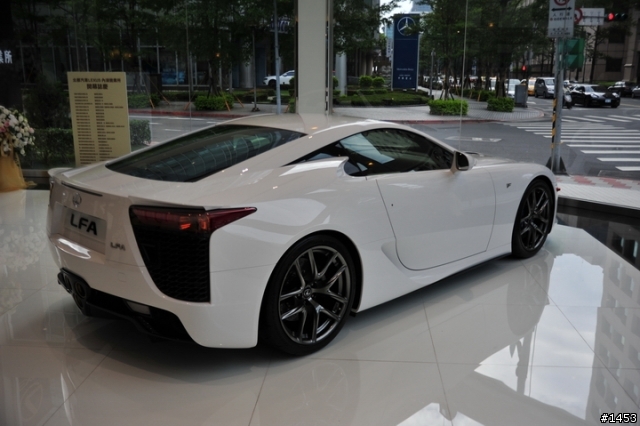 Lexus內湖所LFA展示參觀
