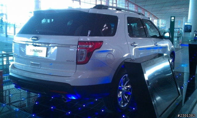 All new  EXPLORER in 北京首都機場
