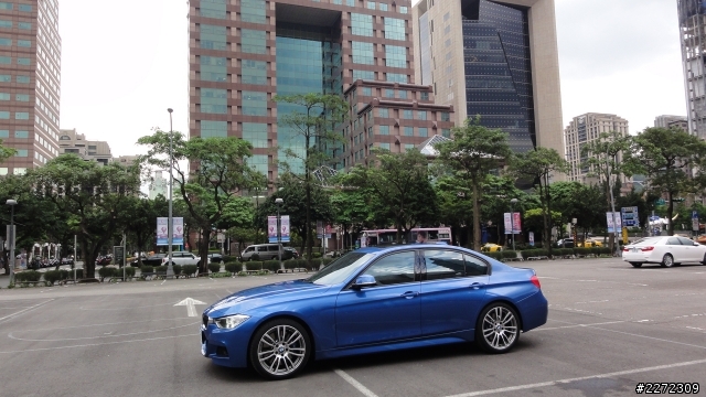 F30 335i / B45藍 分享