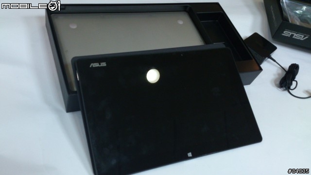 影音商務兼具的變形合體NB--Transformer BookTX300開箱文