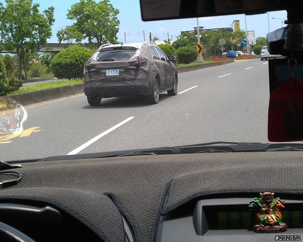 路上遇到的測試車是哪一台?