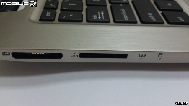 影音商務兼具的變形合體NB--Transformer BookTX300開箱文
