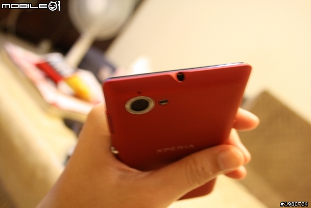 Sony L 漂亮紅色來囉