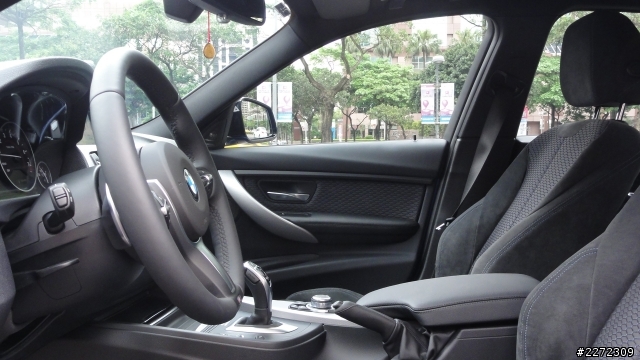 F30 335i / B45藍 分享