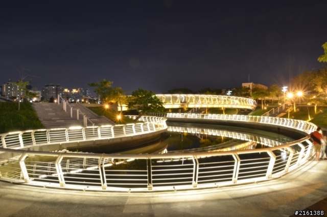 新手夜拍，請前輩指教~~!