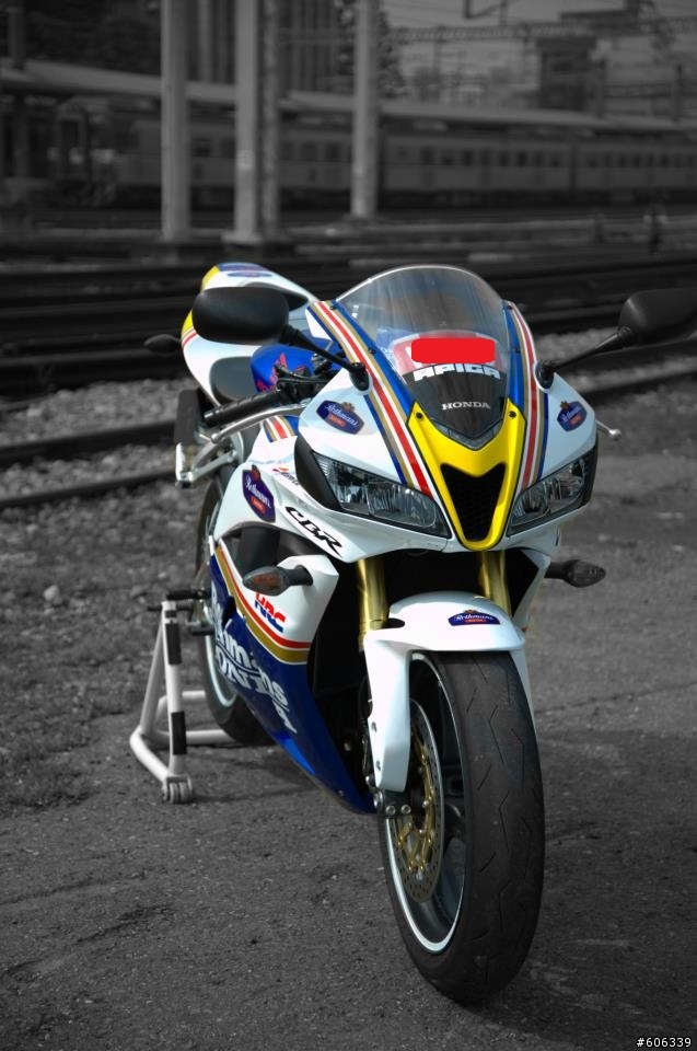 HONDA RR家族外拍