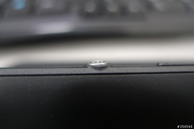 SONY SP 開機扭是歪的...