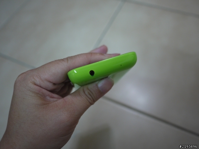 NOKIA Lumia 620微開箱之背蓋怎麼拔