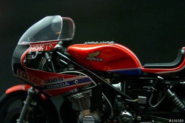 [作品分享]Honda RS1000 拖拉一年才完成自己都快受不了