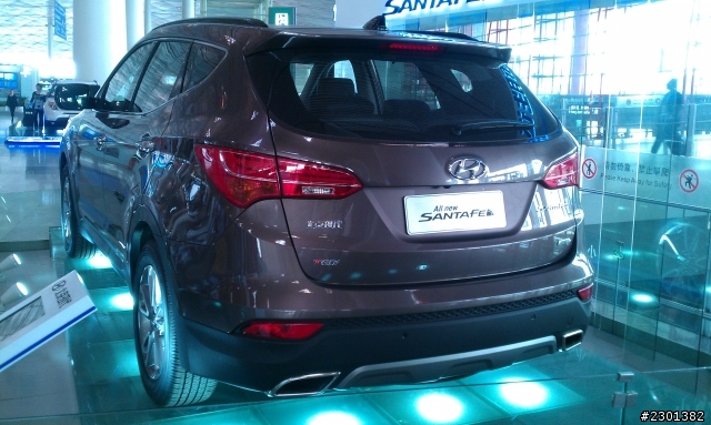 All new  SANTAFE  in 北京首都機場