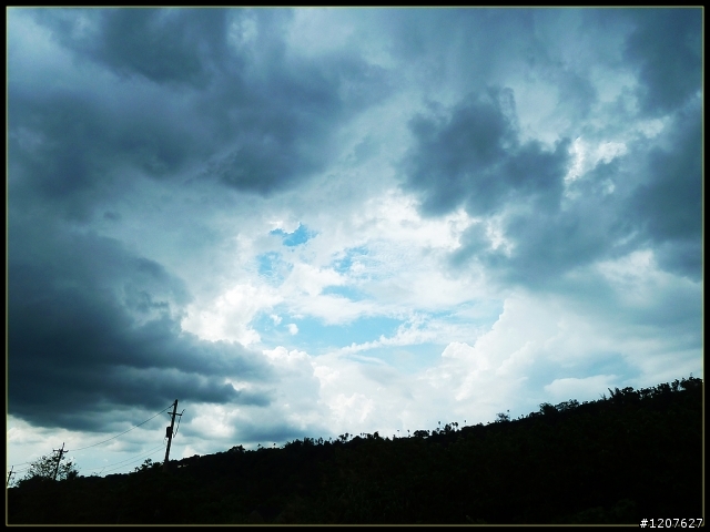 2013.05.15-16_風起雲湧雨下-千萬夜景野營趣！