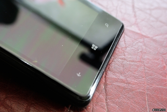 Nokia Lumia 820 隨便開箱