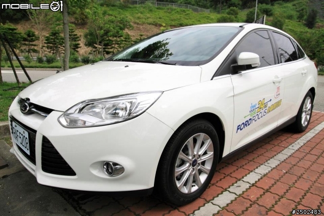 05/05 2013 ALL NEW FOCUS 24小時免費開回家 之 台北直直駛之旅
