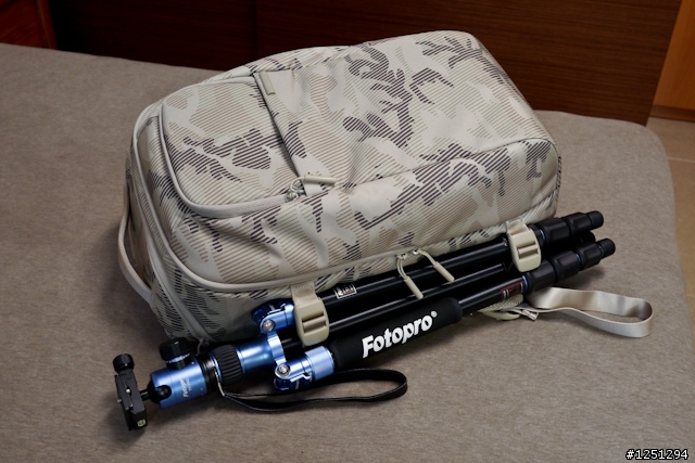 [亂開箱] incase DSLR Pro Pack 迷彩後背包
