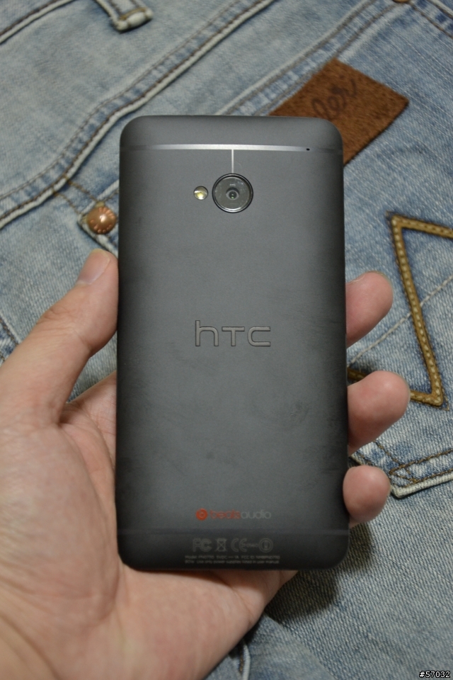 [開箱] New hTC One