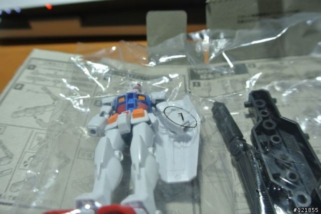 [開箱] Assault Kingdom Vol.01 鋼彈超可動-RX-78-2回歸