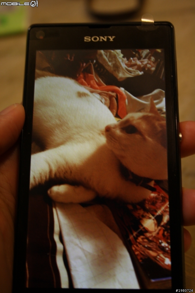 Sony L 漂亮紅色來囉