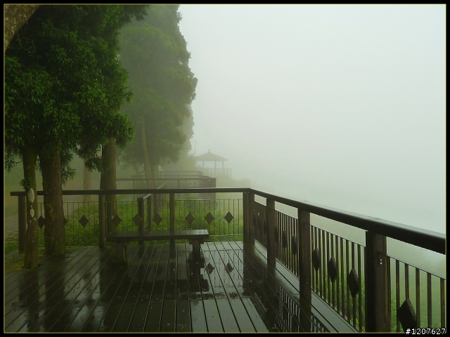 2013.05.15-16_風起雲湧雨下-千萬夜景野營趣！