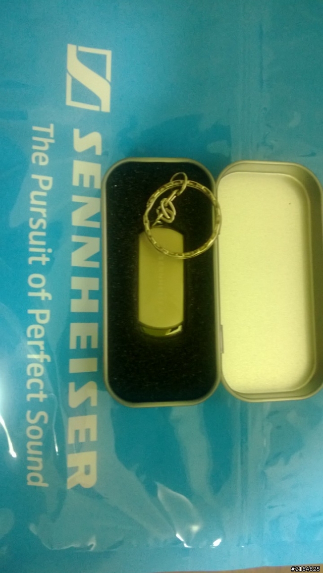 [開箱] SENNHEISER 隨身碟 + 深海熊