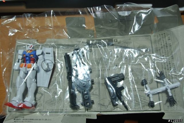[開箱] Assault Kingdom Vol.01 鋼彈超可動-RX-78-2回歸