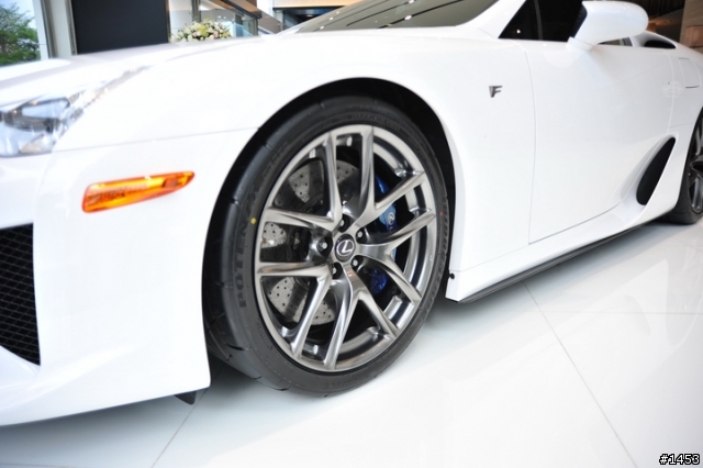 Lexus內湖所LFA展示參觀