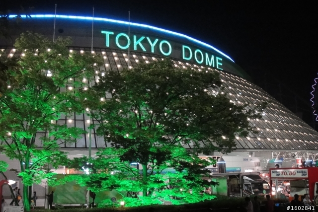 《東京巨蛋》啤酒辣妹與野球巡禮