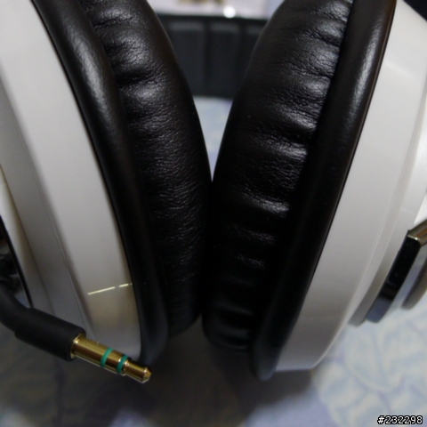 【開箱】HD681 EVO半開放式耳罩監聽耳機