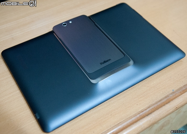 小弟也入手了 Padfone Infinity