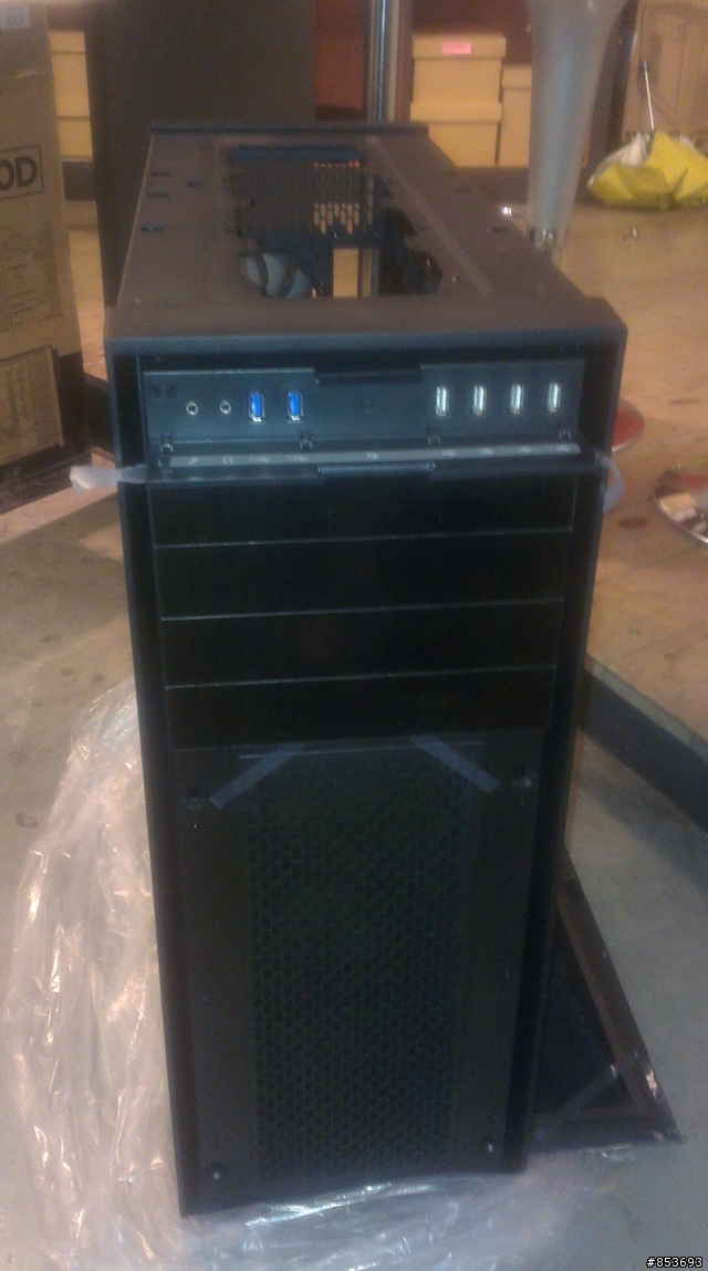 全台首發 corsair 900d開箱