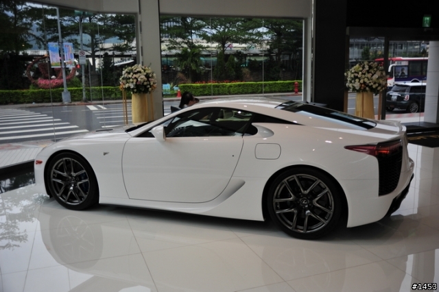 Lexus內湖所LFA展示參觀