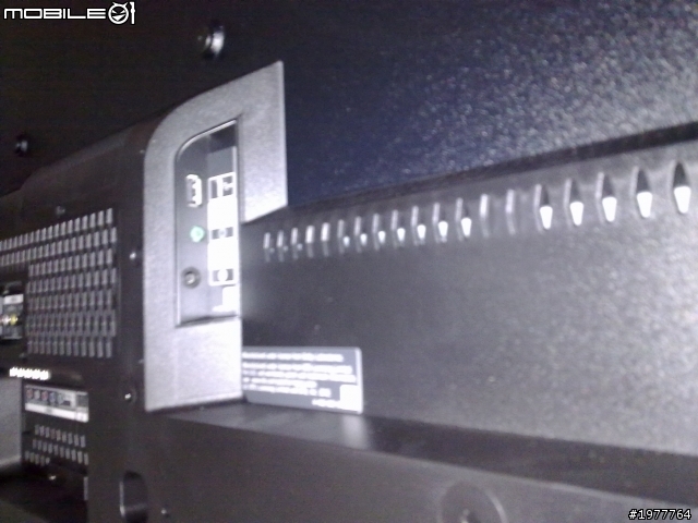 SONY 液晶電視請教W65a42 (補幾張照片)