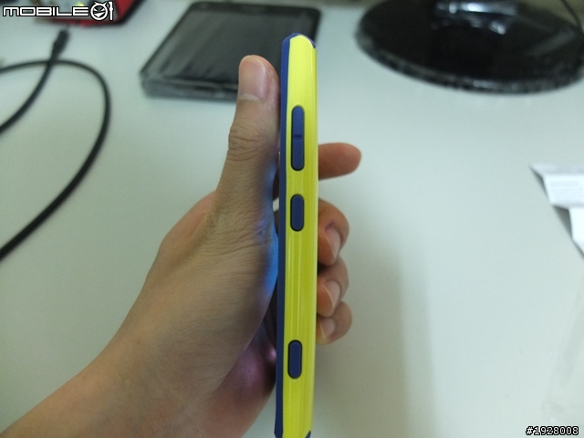 {開箱}CandyShell for Nokia Lumia 920