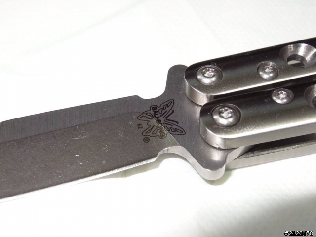 Benchmade bm62蝴蝶刀入手^^