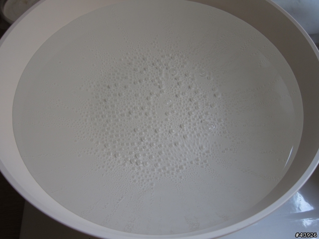 [開箱.開鍋] 2013寶迪彩色陶瓷鍋28CM中華炒鍋+康寧鍋蓋+Fissler不沾鍋鏟