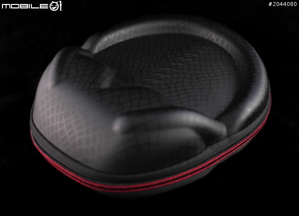 【開箱】狂野奔放 X 細膩精緻  - V-MODA Crossfade M-80