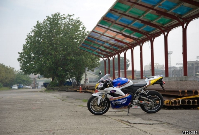 HONDA RR家族外拍