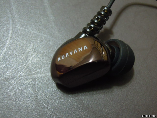【開箱02】貳代與參代的對決─Creative Aurvana - In Ear 2 & In Ear 3