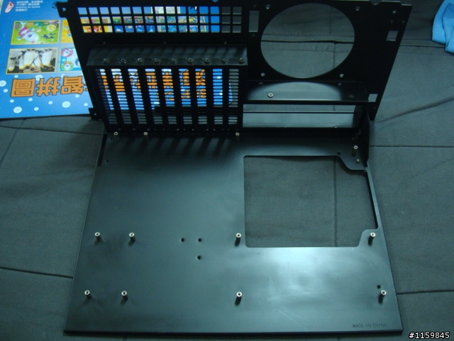 銀欣TJ-11水冷/空冷兩用旗艦機殼開箱分享
