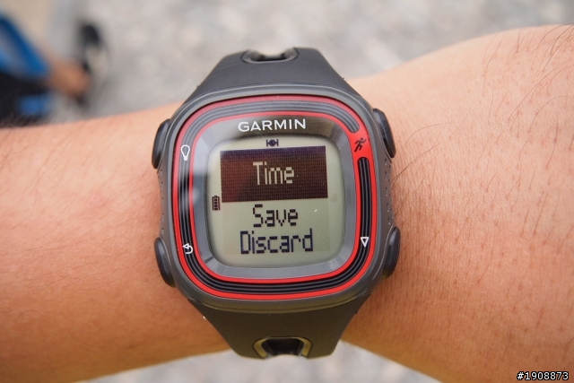 臨時的舒跑杯+Garmin Forerunner 10小開箱