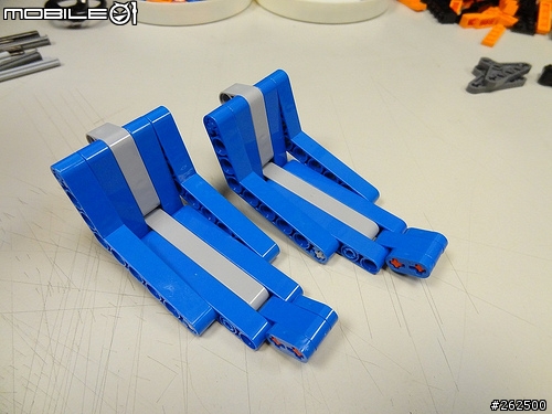 [開箱] LEGO Technic 8110 M-BENZ Unimog U400