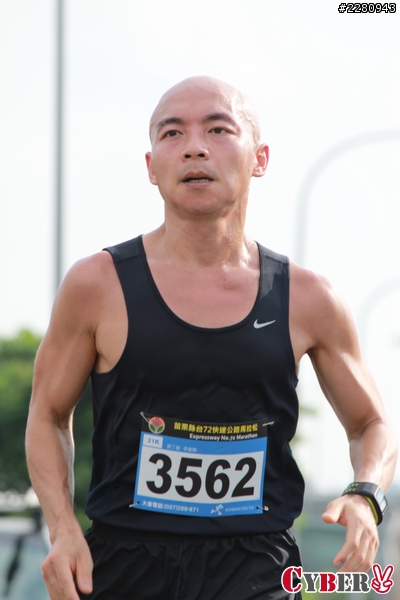 照片分享~苗栗72快速道國際馬拉松_2013.05.26